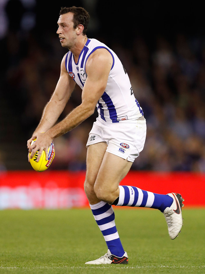 AFL 2016 Rd 07 - St Kilda v North Melbourne MELBOURNE, AUSTRALIA - MAY 8: Todd Goldstein of the Kangaroos in action during the 2016 AFL Round 07 match between the St Kilda Saints and the North Melbourne Kangaroos at Etihad Stadium, Melbourne on May 8, 2016. (Photo by Adam Trafford/AFL Media)